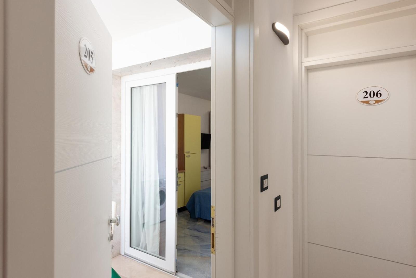 Infinity Residence Con Parcheggio Porto Cesareo Exterior foto